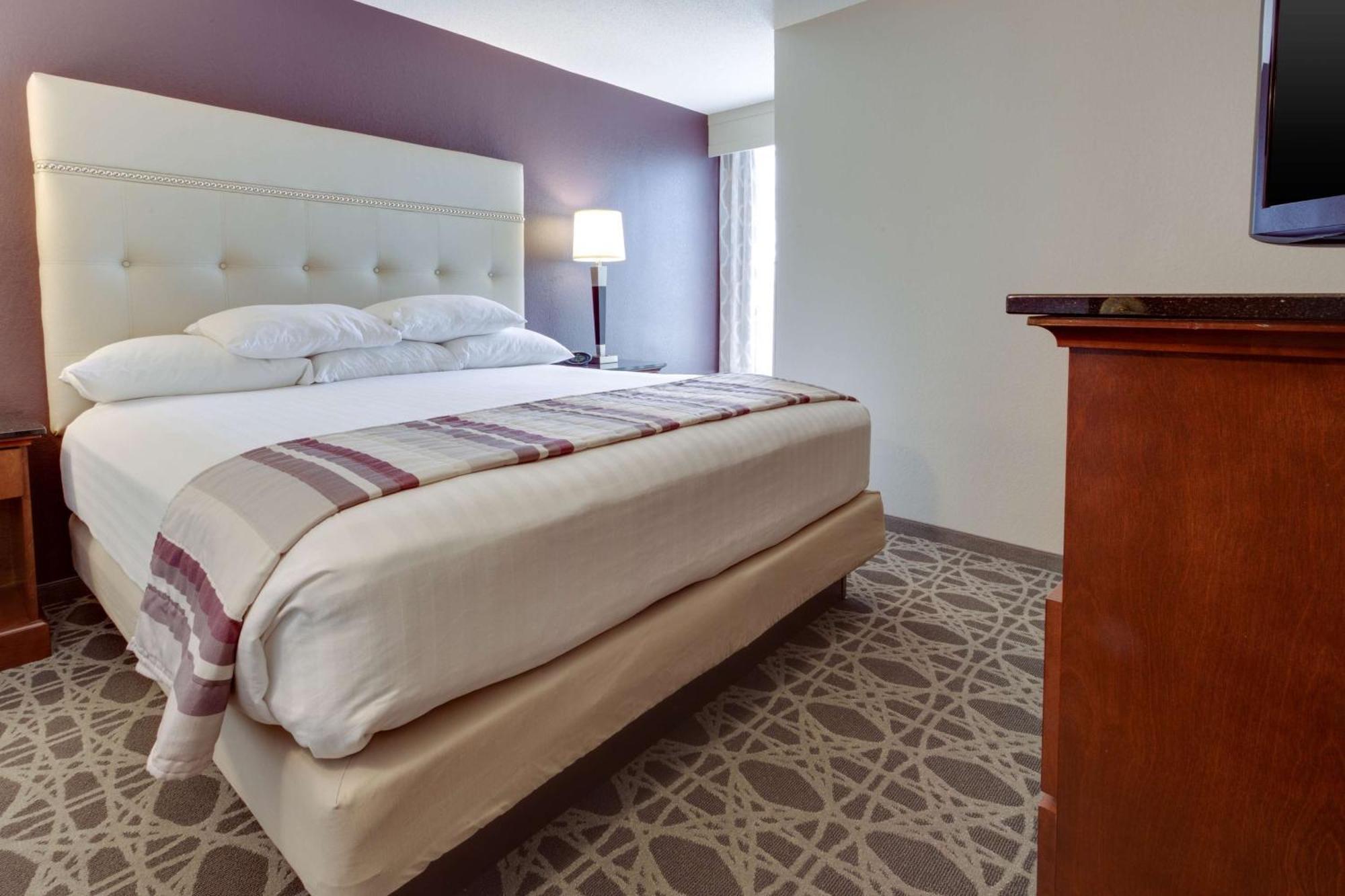 Drury Inn & Suites Силвър Спринг Екстериор снимка